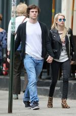 EMMA ROBERTS and Evan Peters Out for Coffee in New York 05/06/2015