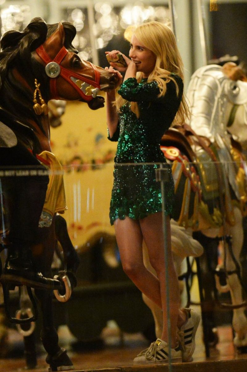 EMMA ROBERTS on the Set of Nerve in New York 01/05/2015 EMMA ROBERTS on the Set of Nerve in New York 01/05/2015
