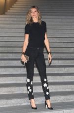 GISELE BUNDCHEN at Chanel Cruise 2015/2016 Fashion Show in Seoul