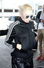 GWEN STEFANI Arrives at LAX Airport in Los Angeles 04/30/2015