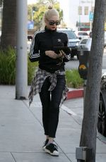 GWEN STEFANI Out and About in Los Angeles 05/21/2015