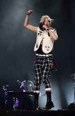 GWEN STEFANI Performs at Rock in Rio USA 2015 in Las Vegas
