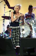 GWEN STEFANI Performs at Rock in Rio USA 2015 in Las Vegas