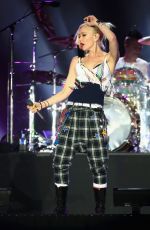 GWEN STEFANI Performs at Rock in Rio USA 2015 in Las Vegas