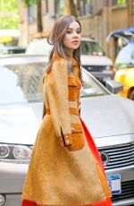 HAILEE STEINFELD Leaves The View in New York