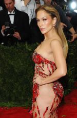 JENNIFER LOPEZ at MET Gala 2015 in New York