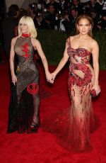 JENNIFER LOPEZ at MET Gala 2015 in New York