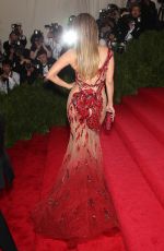 JENNIFER LOPEZ at MET Gala 2015 in New York