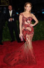 JENNIFER LOPEZ at MET Gala 2015 in New York