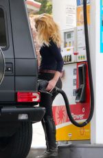 IGGY AZALEA at a Gas Station in Los Angeles 05/26/2015