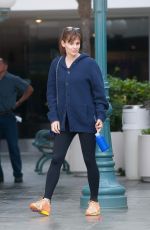 JENNIFER GARNER Out and About in Brentwood 05/11/2015