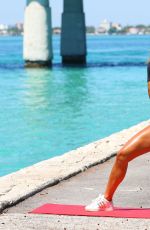 JENNIFER NICOLE LEE Workout on the Beach in Miami 05//24/2015
