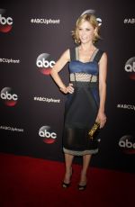 JULIE BOWEN at 2015 ABC Upfront in New York