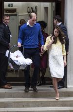 KATE MIDDLETON and Prince William Leaving a Hospital