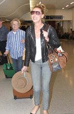 KATHERINE HEIGL Arrives at Los Angeles International Airport 05/05/2015