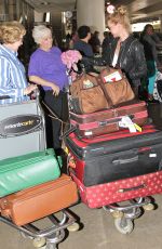 KATHERINE HEIGL Arrives at Los Angeles International Airport 05/05/2015