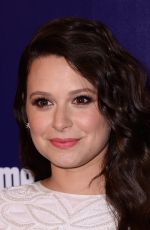 KATIE LOWES at EW and People Celebrate the NY Upfronts in New York