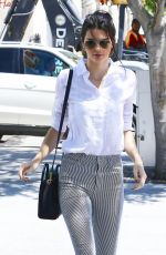 KENDALL JENNER Arrives at Il Pastio in Beverly Hills 05/01/2015