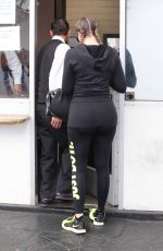 KHLOE KARDASHIAN Leaves a Gym in Beverly Hills 04/30/2015