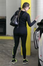 KHLOE KARDASHIAN Leaves a Gym in Beverly Hills 04/30/2015