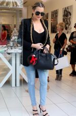 KHLOE KARDASHIAN Out Shopping in Beverly Hills 04/30/2015