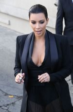 KIM KARDASHIAN Arrives at Jimmy Kimmel Live in Hollywood 04/30/2015