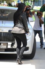 KIM KARDASHIAN Out and About in Los Angeles 05/28/2015