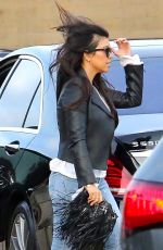KOURTNEY KARDASHIAN Arrives at Nobu Restaurant in Malibu 05/26/2015