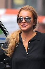 LINDSAY LOHAN Arrives to Complete Her Community Service in New York