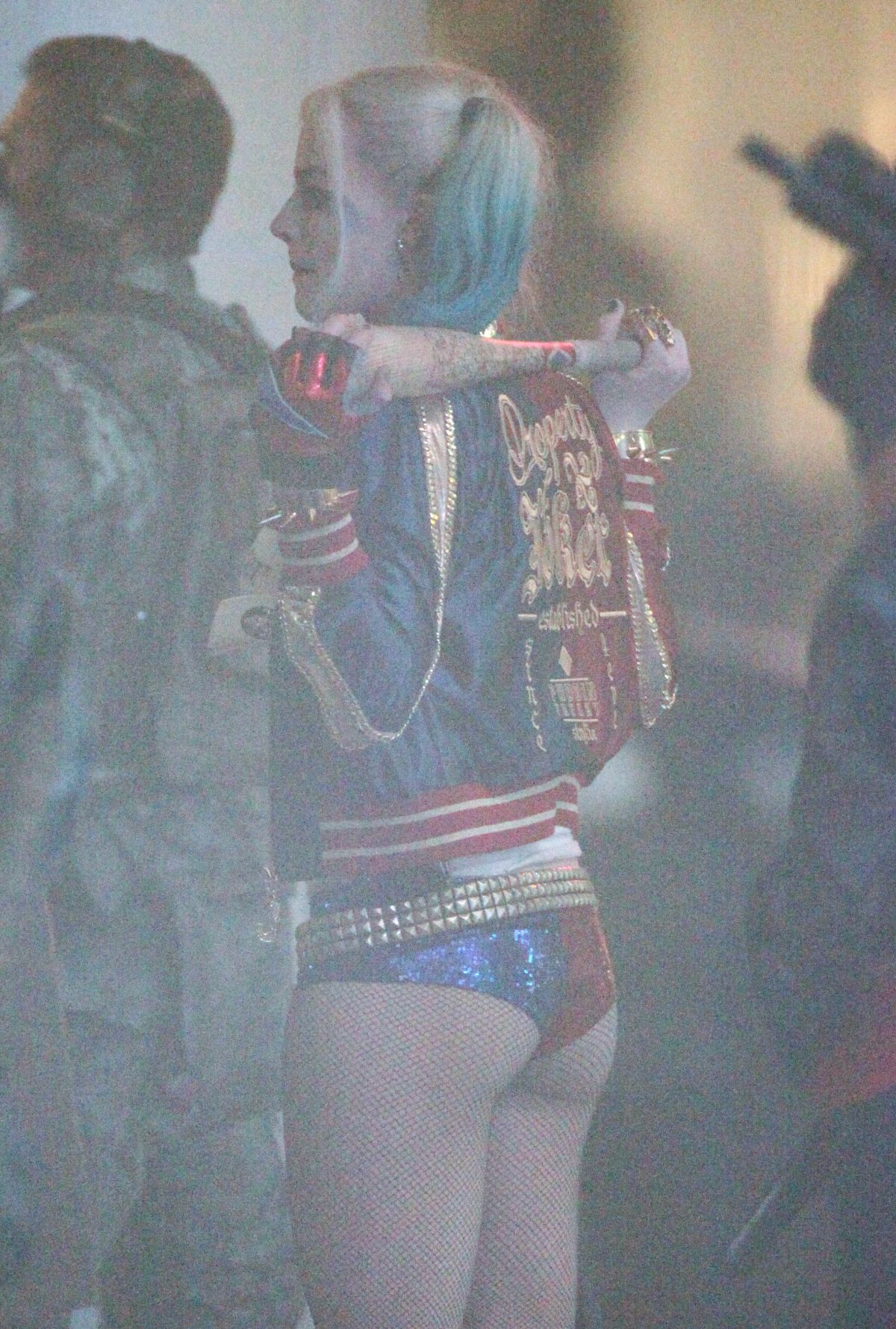 MARGOT ROBBIE on the Set of Suicide Squad in Toronto 05/06/2015 MARGOT ROBBIE on the Set of Suicide Squad in Toronto 05/06/2015