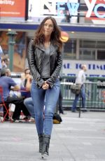 MEGAN FOX on the Set of Teenage Mutant Ninja Turtles 2 05/11/2015