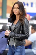 MEGAN FOX on the Set of Teenage Mutant Ninja Turtles 2 05/11/2015