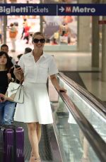 MICHELLE HUNZIKER Arrives at Railway Station in Milan 05/25/2015