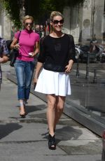 MICHELLE HUNZIKER Out for Lunch at Cafe Trussardi