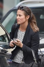 PIPPA MIDDLETON Out and About in London 04/30/2015