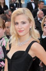 PIXIE LOTT at Dheepan Premiere at Cannes Film Festival