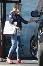 REESE WITHERSPOON Leaves a Meeting in Santa Monica 05/01/2015