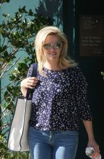 REESE WITHERSPOON Leaves a Meeting in Santa Monica 05/01/2015