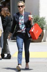 REESE WITHERSPOON Out and About in Beverly Hills 05/12/2015