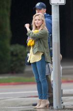 REESE WITHERSPOON Out and About in Los Angeles 05/15/2015