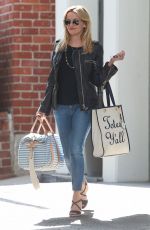 REESE WITHERSPOON Out Shopping in Beverly Hills 05/28/2015