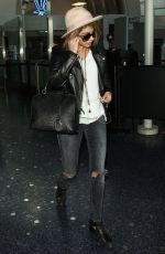SARAH HYLAND Arrives at Los Angeles international Airport 05/07/2015