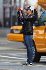 SARAH SILVERMAN Taking a Photos in New York 04/28/2015