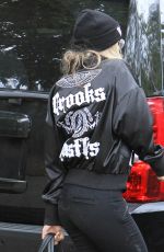 STACY FERGIE FERGUSON Leaves a Park in Brentwood 05/22/2015