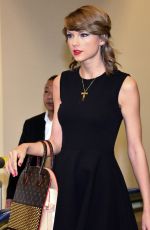 TAYLOR SWIFT Arrives at Narita International Airport in Tokyo 05/03/2015