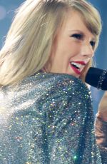 TAYLOR SWIFT at 1989 World Tour at The Centurylink Center in Bossier City