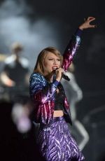 TAYLOR SWIFT at 1989 World Tour at Tiger Stadium in Baton Rouge