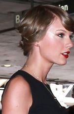 TAYLOR SWIFT at Los Angeles International Airport 05/02/2015