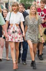 TAYLOR SWIFT, GIGI HADID and MARTHA HUNT Out in New York 05/29/2015