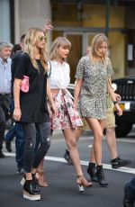TAYLOR SWIFT, GIGI HADID and MARTHA HUNT Out in New York 05/29/2015